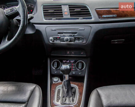 Черный Ауди Ку3, объемом двигателя 1.98 л и пробегом 126 тыс. км за 18900 $, фото 74 на Automoto.ua