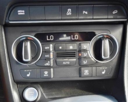 Чорний Ауді Ку3, об'ємом двигуна 2 л та пробігом 61 тис. км за 12900 $, фото 12 на Automoto.ua