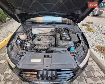 Черный Ауди Ку3, объемом двигателя 1.98 л и пробегом 144 тыс. км за 20000 $, фото 7 на Automoto.ua