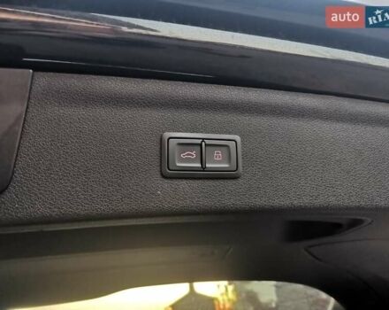 Черный Ауди Ку3, объемом двигателя 2 л и пробегом 139 тыс. км за 16900 $, фото 16 на Automoto.ua