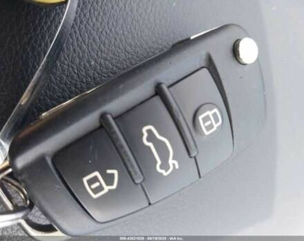 Черный Ауди Ку3, объемом двигателя 2 л и пробегом 71 тыс. км за 4500 $, фото 10 на Automoto.ua