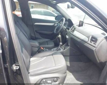 Черный Ауди Ку3, объемом двигателя 2 л и пробегом 71 тыс. км за 4500 $, фото 4 на Automoto.ua