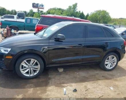 Черный Ауди Ку3, объемом двигателя 2 л и пробегом 71 тыс. км за 4500 $, фото 13 на Automoto.ua