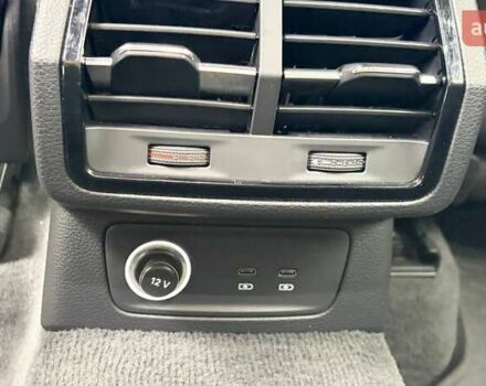 Черный Ауди Ку3, объемом двигателя 1.98 л и пробегом 124 тыс. км за 24900 $, фото 25 на Automoto.ua