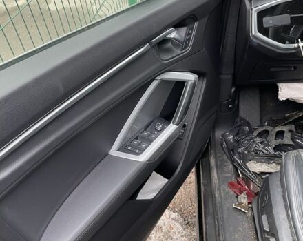 Черный Ауди Ку3, объемом двигателя 2 л и пробегом 120 тыс. км за 11500 $, фото 4 на Automoto.ua