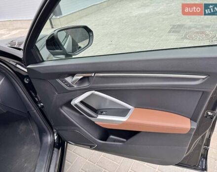 Черный Ауди Ку3, объемом двигателя 1.98 л и пробегом 40 тыс. км за 29700 $, фото 35 на Automoto.ua
