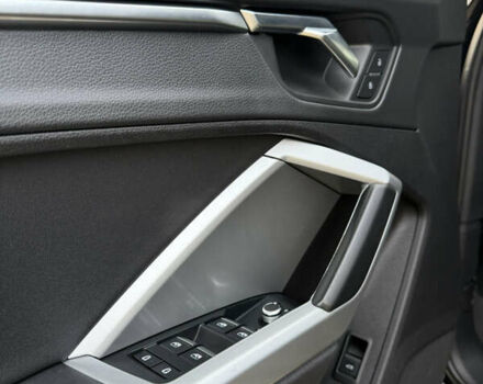 Черный Ауди Ку3, объемом двигателя 1.98 л и пробегом 138 тыс. км за 22000 $, фото 17 на Automoto.ua