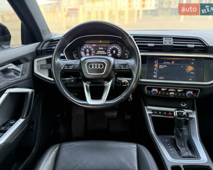 Черный Ауди Ку3, объемом двигателя 1.98 л и пробегом 138 тыс. км за 22000 $, фото 11 на Automoto.ua