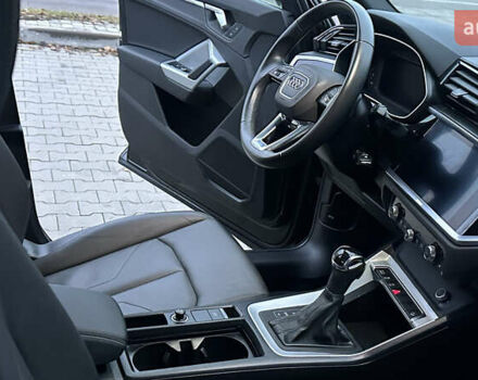 Черный Ауди Ку3, объемом двигателя 2 л и пробегом 22 тыс. км за 25200 $, фото 24 на Automoto.ua