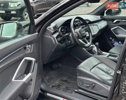 Черный Ауди Ку3, объемом двигателя 1.98 л и пробегом 68 тыс. км за 26500 $, фото 7 на Automoto.ua