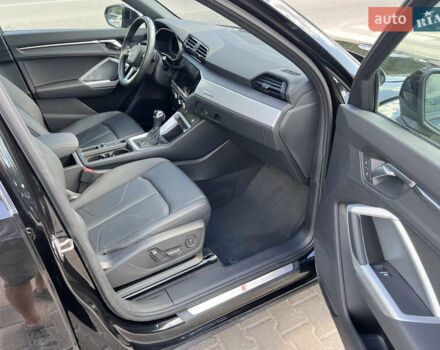 Черный Ауди Ку3, объемом двигателя 1.98 л и пробегом 33 тыс. км за 29700 $, фото 13 на Automoto.ua