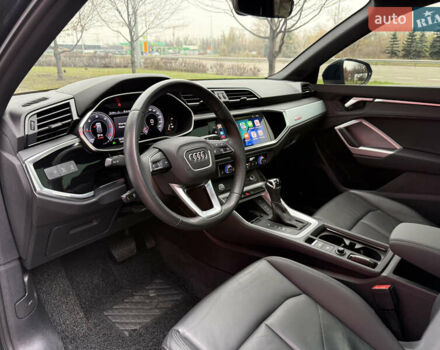 Чорний Ауді Ку3, об'ємом двигуна 2 л та пробігом 38 тис. км за 34900 $, фото 25 на Automoto.ua