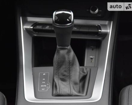 Черный Ауди Ку3, объемом двигателя 1.97 л и пробегом 40 тыс. км за 38400 $, фото 46 на Automoto.ua