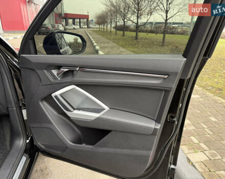 Черный Ауди Ку3, объемом двигателя 2 л и пробегом 38 тыс. км за 34700 $, фото 18 на Automoto.ua