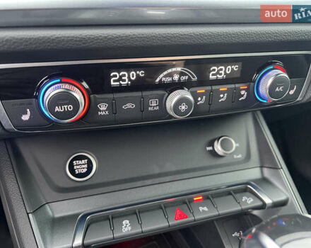 Черный Ауди Ку3, объемом двигателя 1.5 л и пробегом 106 тыс. км за 28800 $, фото 58 на Automoto.ua