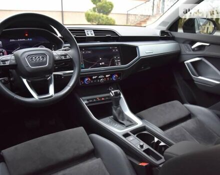 Черный Ауди Ку3, объемом двигателя 1.97 л и пробегом 40 тыс. км за 38400 $, фото 31 на Automoto.ua