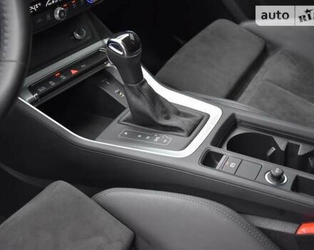 Черный Ауди Ку3, объемом двигателя 1.97 л и пробегом 40 тыс. км за 38400 $, фото 45 на Automoto.ua