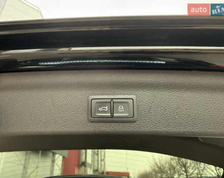 Черный Ауди Ку3, объемом двигателя 2 л и пробегом 38 тыс. км за 34700 $, фото 14 на Automoto.ua