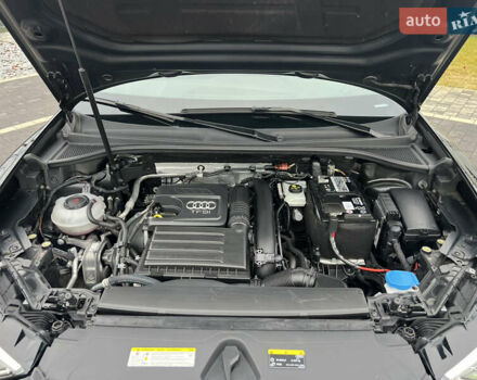 Черный Ауди Ку3, объемом двигателя 1.5 л и пробегом 106 тыс. км за 28800 $, фото 59 на Automoto.ua