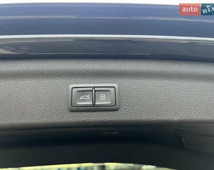 Черный Ауди Ку3, объемом двигателя 1.5 л и пробегом 106 тыс. км за 28800 $, фото 43 на Automoto.ua