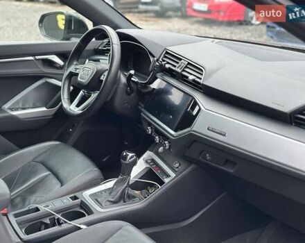 Черный Ауди Ку3, объемом двигателя 1.98 л и пробегом 68 тыс. км за 26500 $, фото 9 на Automoto.ua