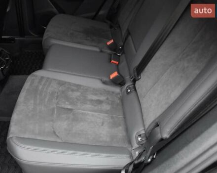 Черный Ауди Ку3, объемом двигателя 1.97 л и пробегом 40 тыс. км за 38400 $, фото 87 на Automoto.ua