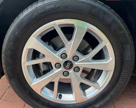 Черный Ауди Ку3, объемом двигателя 2 л и пробегом 130 тыс. км за 31200 $, фото 12 на Automoto.ua