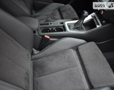 Черный Ауди Ку3, объемом двигателя 1.97 л и пробегом 40 тыс. км за 38400 $, фото 49 на Automoto.ua