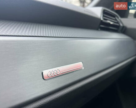 Черный Ауди Ку3, объемом двигателя 1.5 л и пробегом 106 тыс. км за 28800 $, фото 61 на Automoto.ua