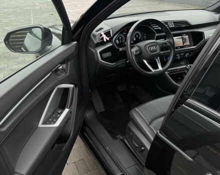 Черный Ауди Ку3, объемом двигателя 1.98 л и пробегом 33 тыс. км за 30300 $, фото 8 на Automoto.ua