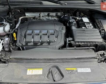 Черный Ауди Ку3, объемом двигателя 1.98 л и пробегом 127 тыс. км за 28900 $, фото 42 на Automoto.ua