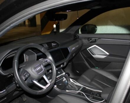 Чорний Ауді Ку3, об'ємом двигуна 2 л та пробігом 48 тис. км за 15800 $, фото 16 на Automoto.ua