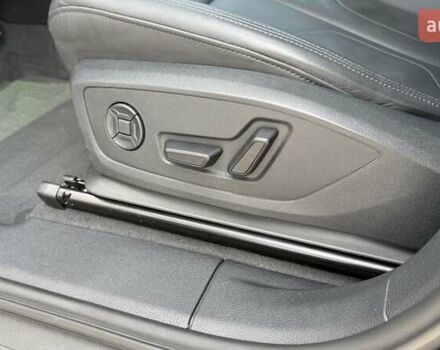 Черный Ауди Ку3, объемом двигателя 1.98 л и пробегом 127 тыс. км за 28900 $, фото 26 на Automoto.ua