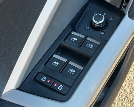 Черный Ауди Ку3, объемом двигателя 1.98 л и пробегом 75 тыс. км за 26400 $, фото 16 на Automoto.ua