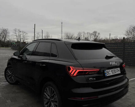 Черный Ауди Ку3, объемом двигателя 1.98 л и пробегом 33 тыс. км за 30300 $, фото 3 на Automoto.ua