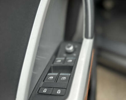 Чорний Ауді Ку3, об'ємом двигуна 2 л та пробігом 63 тис. км за 19950 $, фото 15 на Automoto.ua