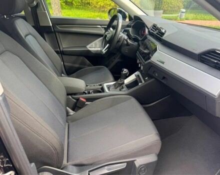 Чорний Ауді Ку3, об'ємом двигуна 0 л та пробігом 105 тис. км за 26200 $, фото 5 на Automoto.ua