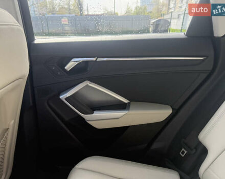 Черный Ауди Ку3, объемом двигателя 1.98 л и пробегом 76 тыс. км за 26000 $, фото 20 на Automoto.ua