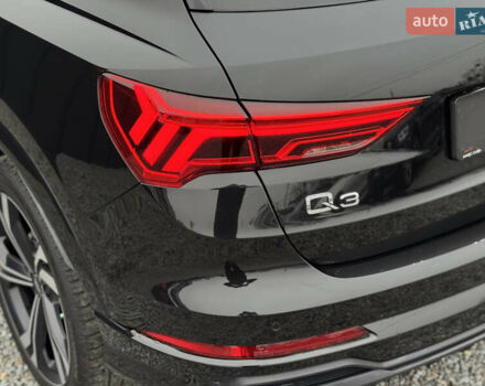 Чорний Ауді Ку3, об'ємом двигуна 2 л та пробігом 45 тис. км за 29890 $, фото 18 на Automoto.ua