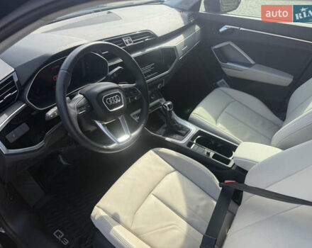 Черный Ауди Ку3, объемом двигателя 1.98 л и пробегом 76 тыс. км за 26000 $, фото 29 на Automoto.ua