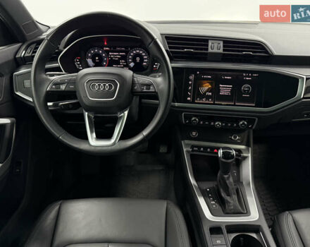 Чорний Ауді Ку3, об'ємом двигуна 1.98 л та пробігом 22 тис. км за 35500 $, фото 23 на Automoto.ua