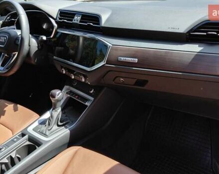 Черный Ауди Ку3, объемом двигателя 2 л и пробегом 28 тыс. км за 31400 $, фото 40 на Automoto.ua