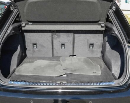 Черный Ауди Ку3, объемом двигателя 2 л и пробегом 14 тыс. км за 14500 $, фото 10 на Automoto.ua