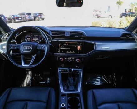 Черный Ауди Ку3, объемом двигателя 2 л и пробегом 14 тыс. км за 14500 $, фото 6 на Automoto.ua