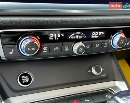 Черный Ауди Ку3, объемом двигателя 1.98 л и пробегом 1 тыс. км за 52499 $, фото 59 на Automoto.ua