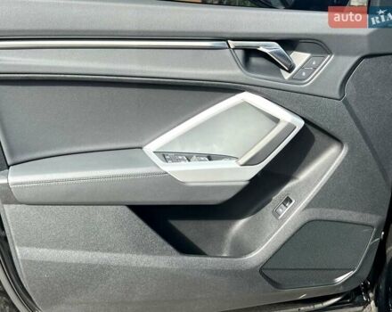 Черный Ауди Ку3, объемом двигателя 1.98 л и пробегом 1 тыс. км за 52499 $, фото 40 на Automoto.ua