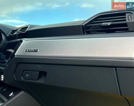 Черный Ауди Ку3, объемом двигателя 1.98 л и пробегом 1 тыс. км за 52499 $, фото 92 на Automoto.ua