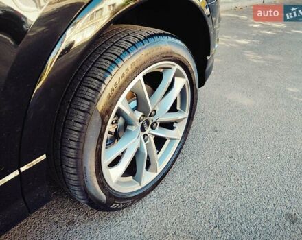 Черный Ауди Ку3, объемом двигателя 1.98 л и пробегом 9 тыс. км за 31999 $, фото 15 на Automoto.ua