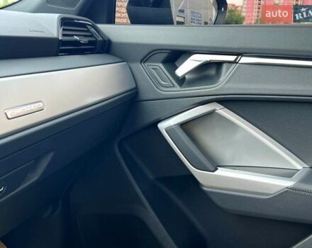 Черный Ауди Ку3, объемом двигателя 1.98 л и пробегом 1 тыс. км за 52499 $, фото 69 на Automoto.ua