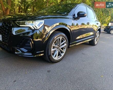 Черный Ауди Ку3, объемом двигателя 1.98 л и пробегом 9 тыс. км за 31999 $, фото 5 на Automoto.ua